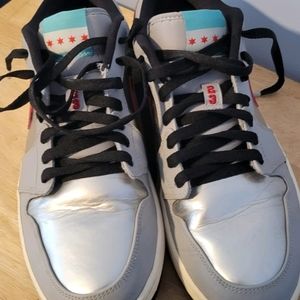 Jordan 1 Retro low city Chicago